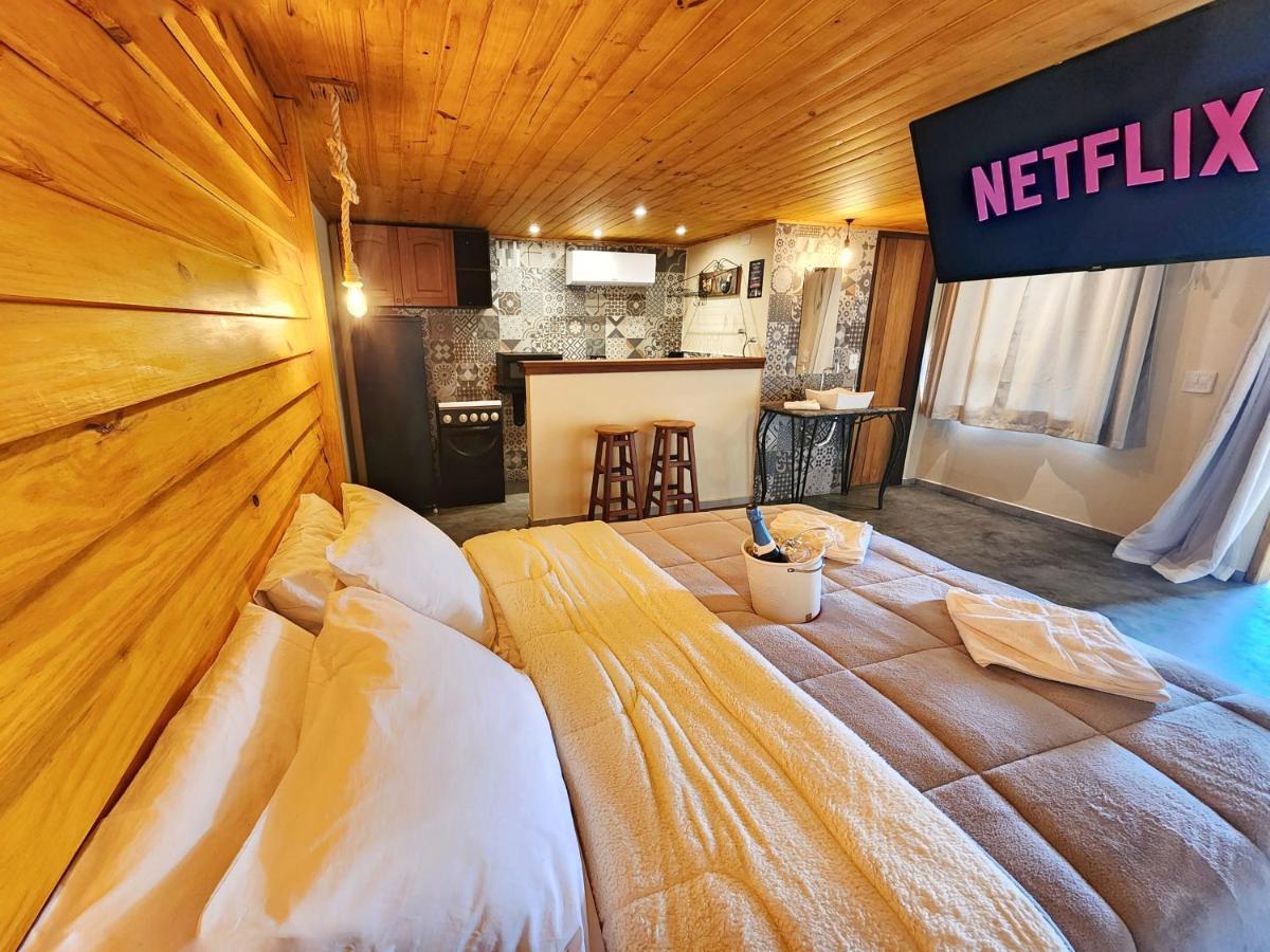 Suites Sunset ミゲウ・ペレイラ エクステリア 写真